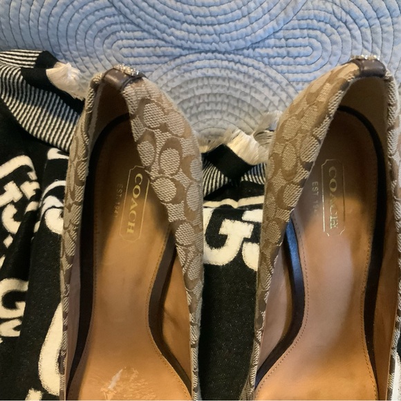 Coach Women's Beige Patterned Heels - Picture 3 of 9